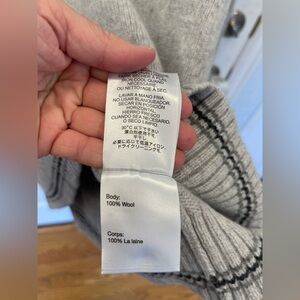 Obermeyer Gray Wool Zip Up Sweater